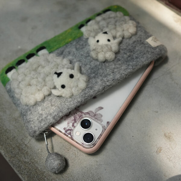 羊毛氈收納包 | 綿羊