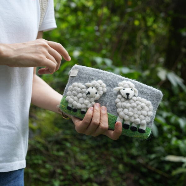 羊毛氈收納包 | 綿羊